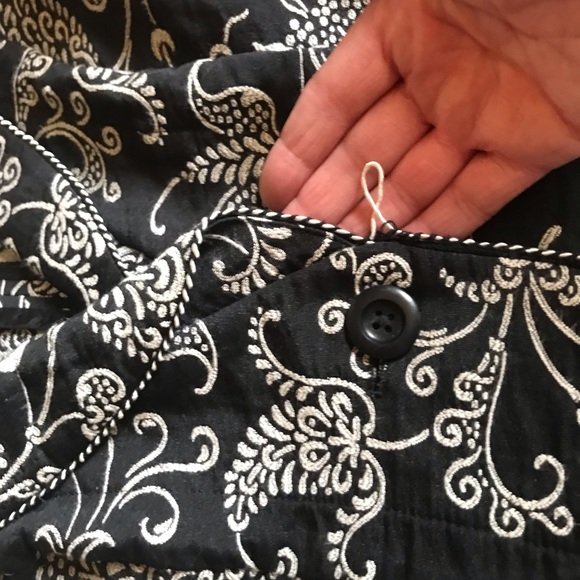 Cabi Crop Blazer Size 6 - Picture 4 of 8